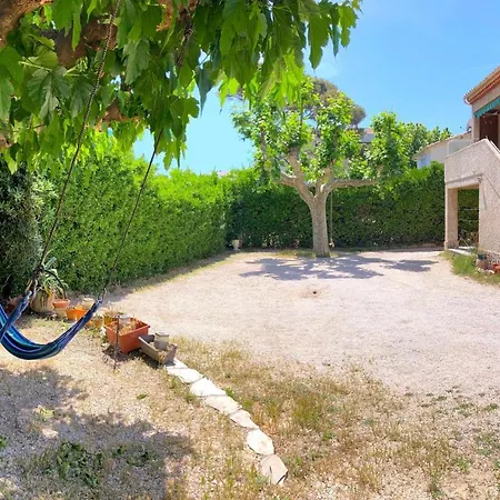 Blue Summer Vibes Mini Studio For Two, Ac, Parking, Beach At 50M, Spa Access -2 La Ciotat Exterior photo