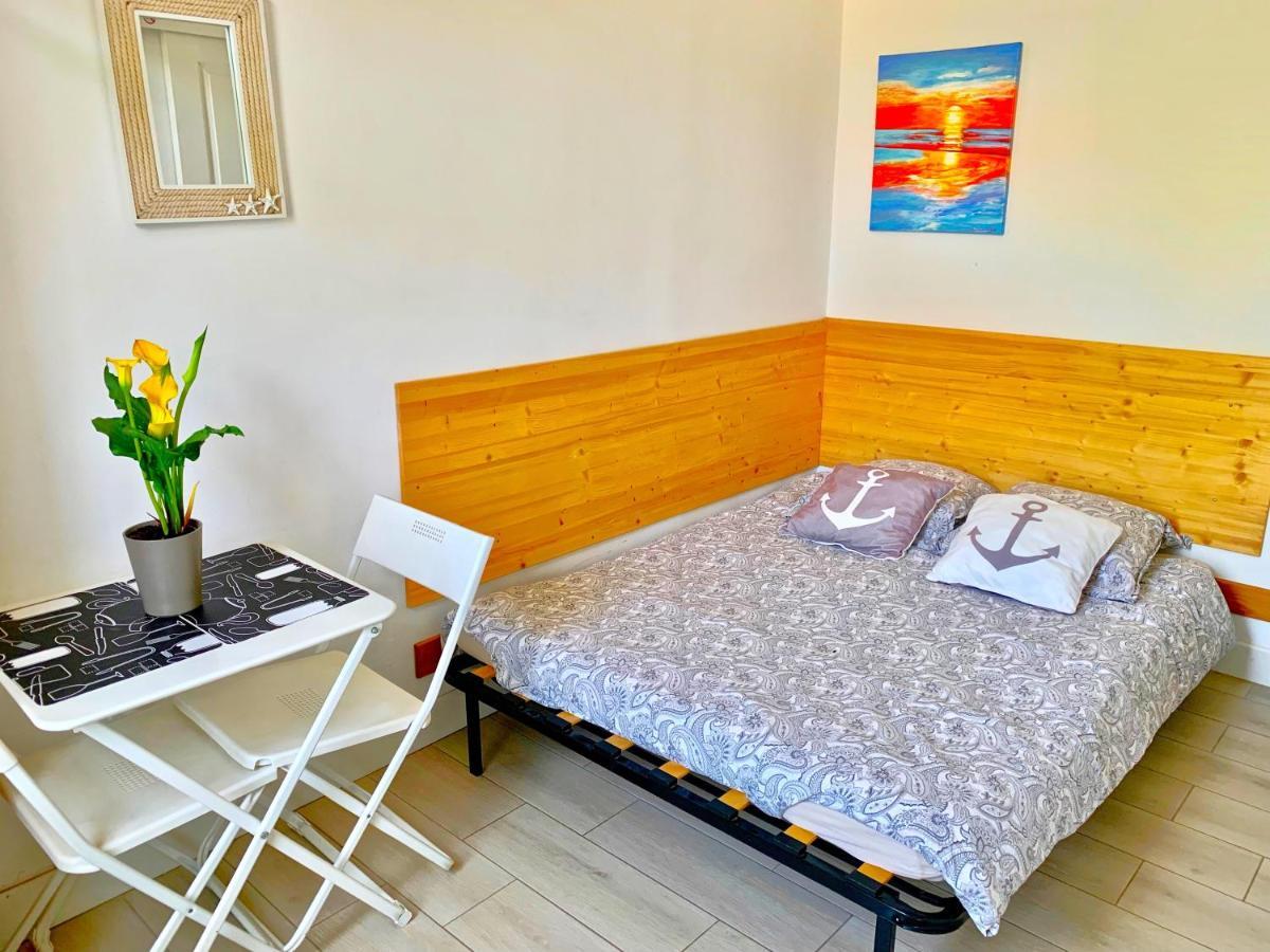 Apartment Blue Summer Vibes Mini For Two, Ac, Parking, At 50m, Access -2 La Ciotat